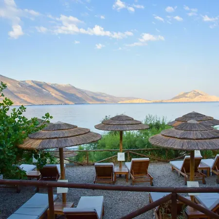 Apartment Petradi & *