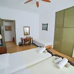 Petradi & Apartment