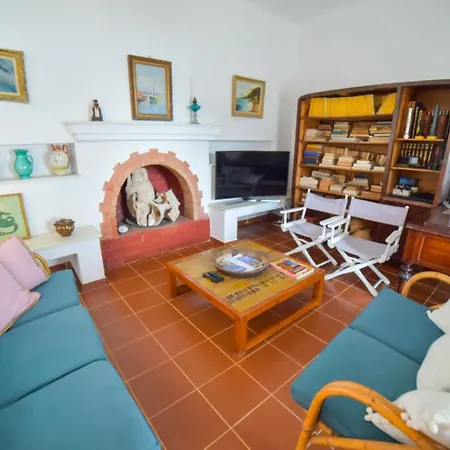 Apartment Petradi & *
