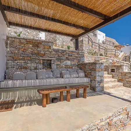 Petradi Studios&villa * Aegiali