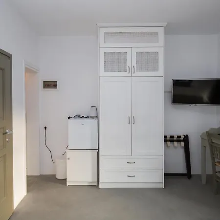 Petradi Studios&villa * Aegiali