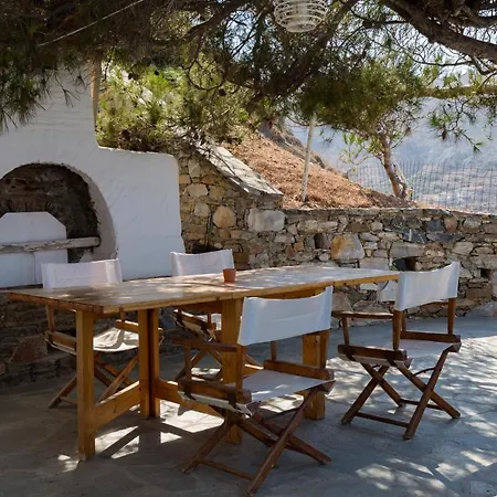 Petradi Studios&villa Aegiali