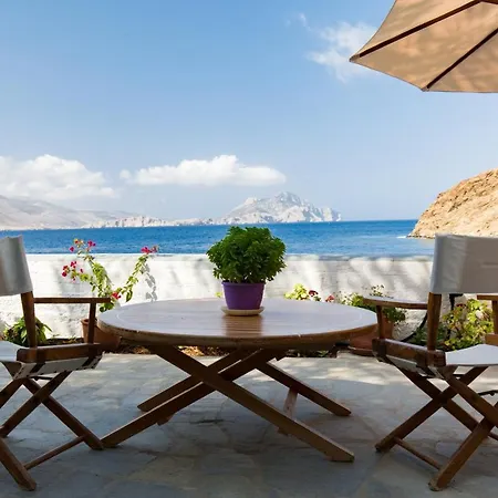 Petradi Studios&villa * Aegiali